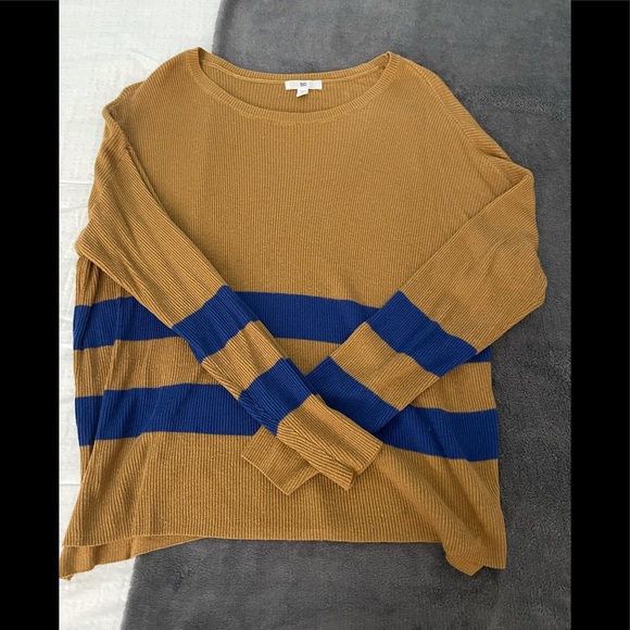 Striped Sweater - Picture 4 of 4